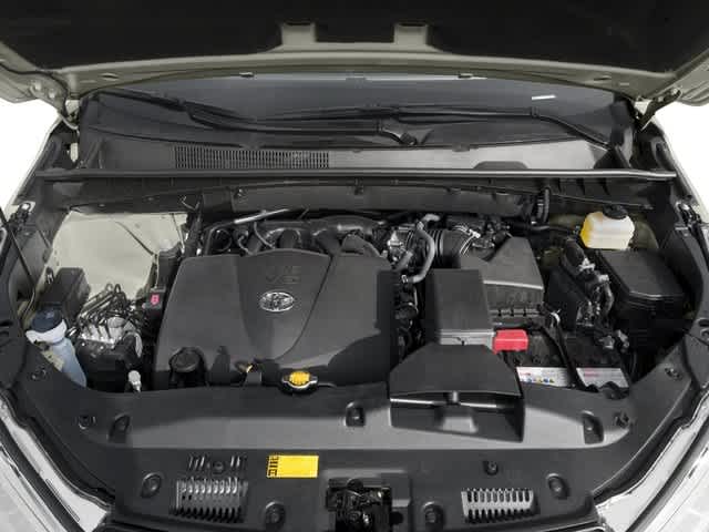 Thumbnail: 2017 Toyota Highlander - 13