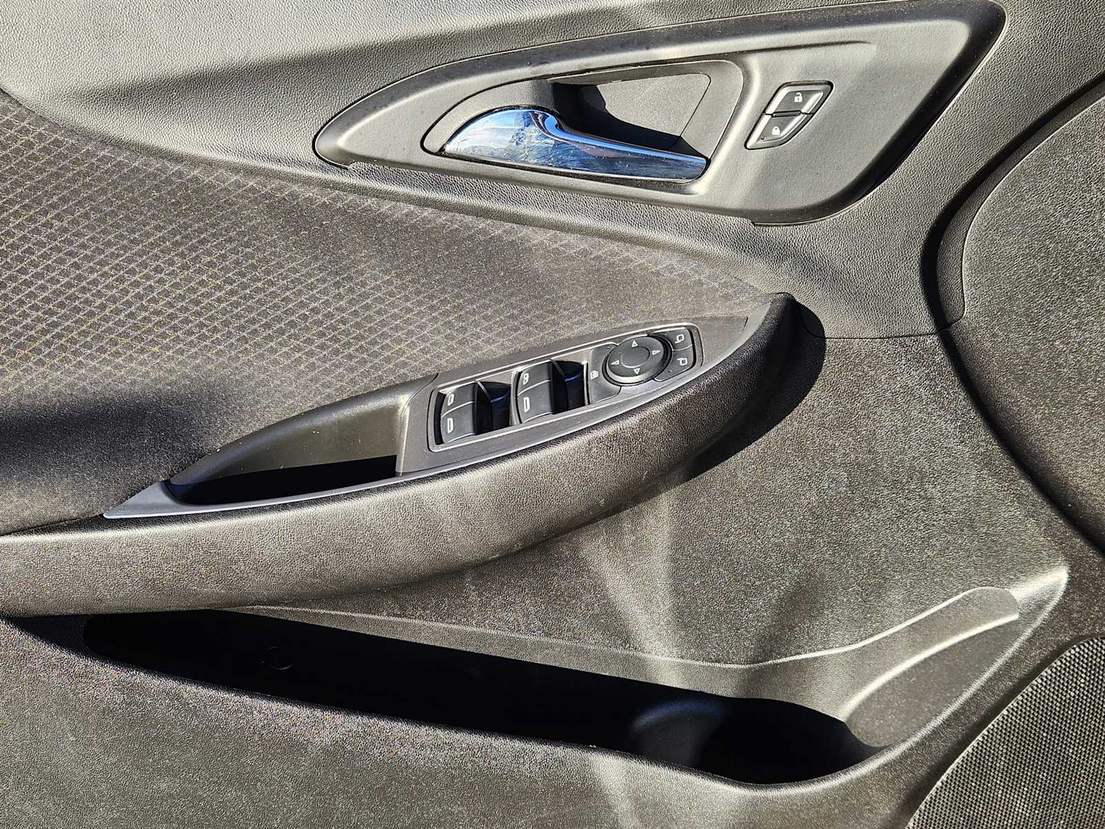 Thumbnail: 2023 Chevrolet Malibu - 22