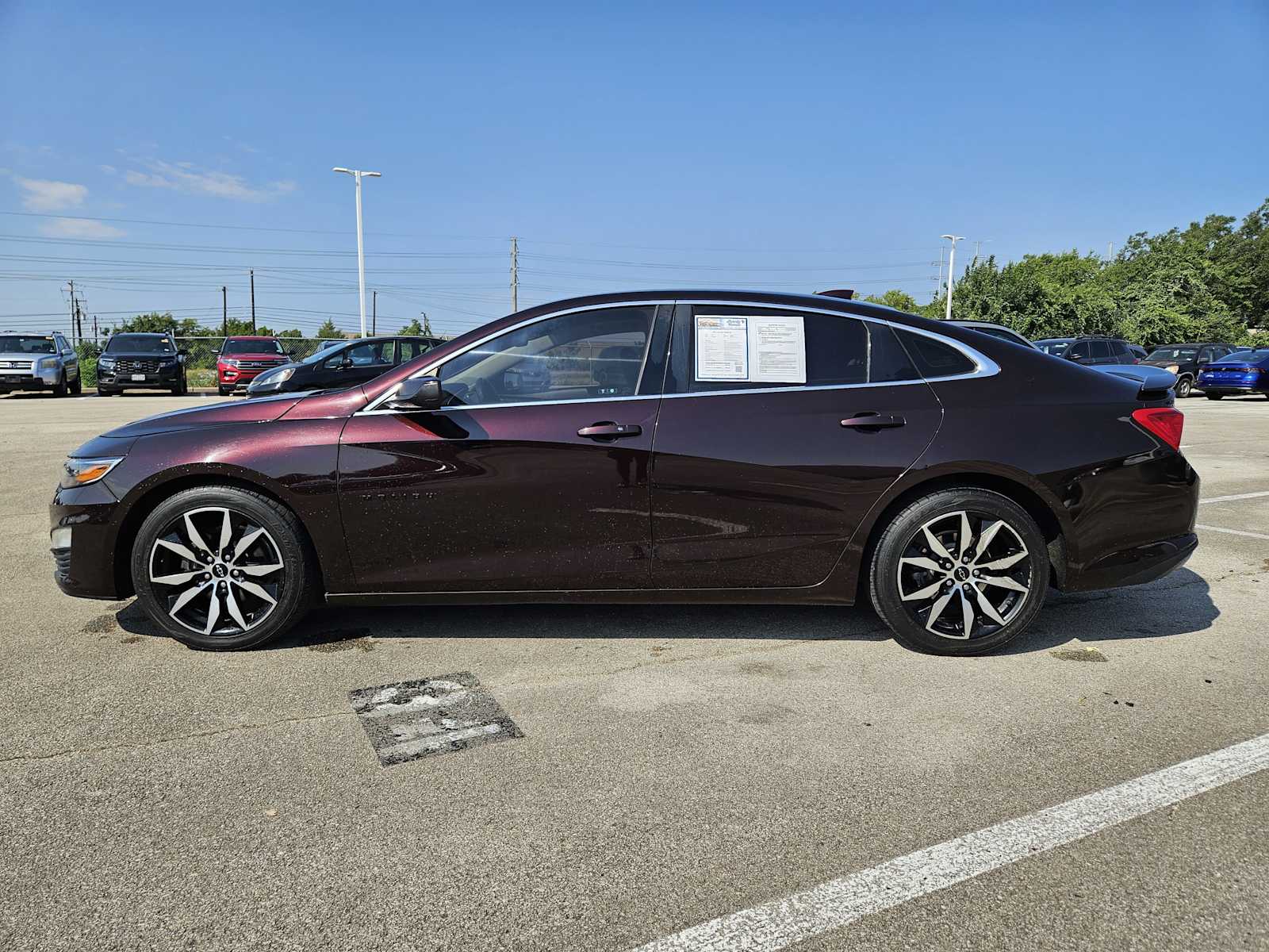 Thumbnail: 2021 Chevrolet Malibu - 4