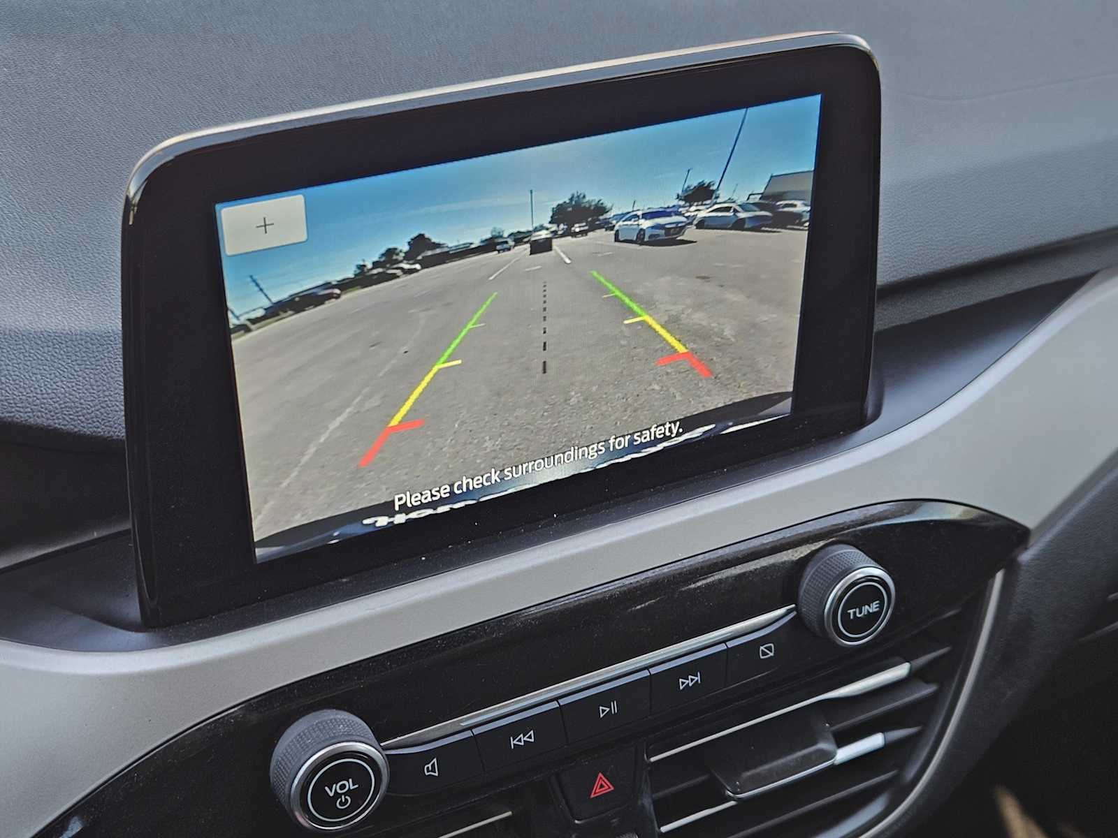 Thumbnail: 2021 Ford Escape - 18