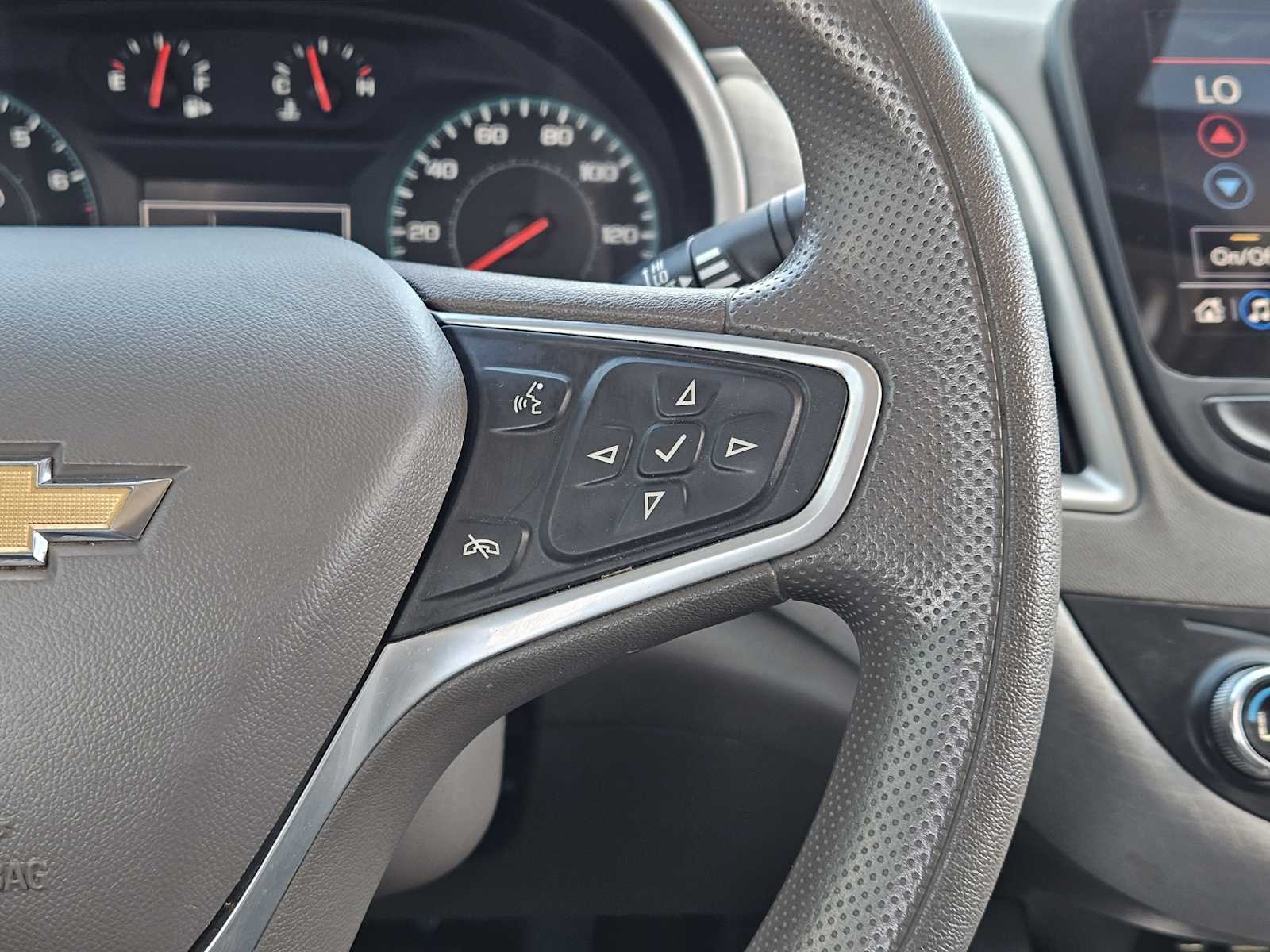 Thumbnail: 2022 Chevrolet Malibu - 29