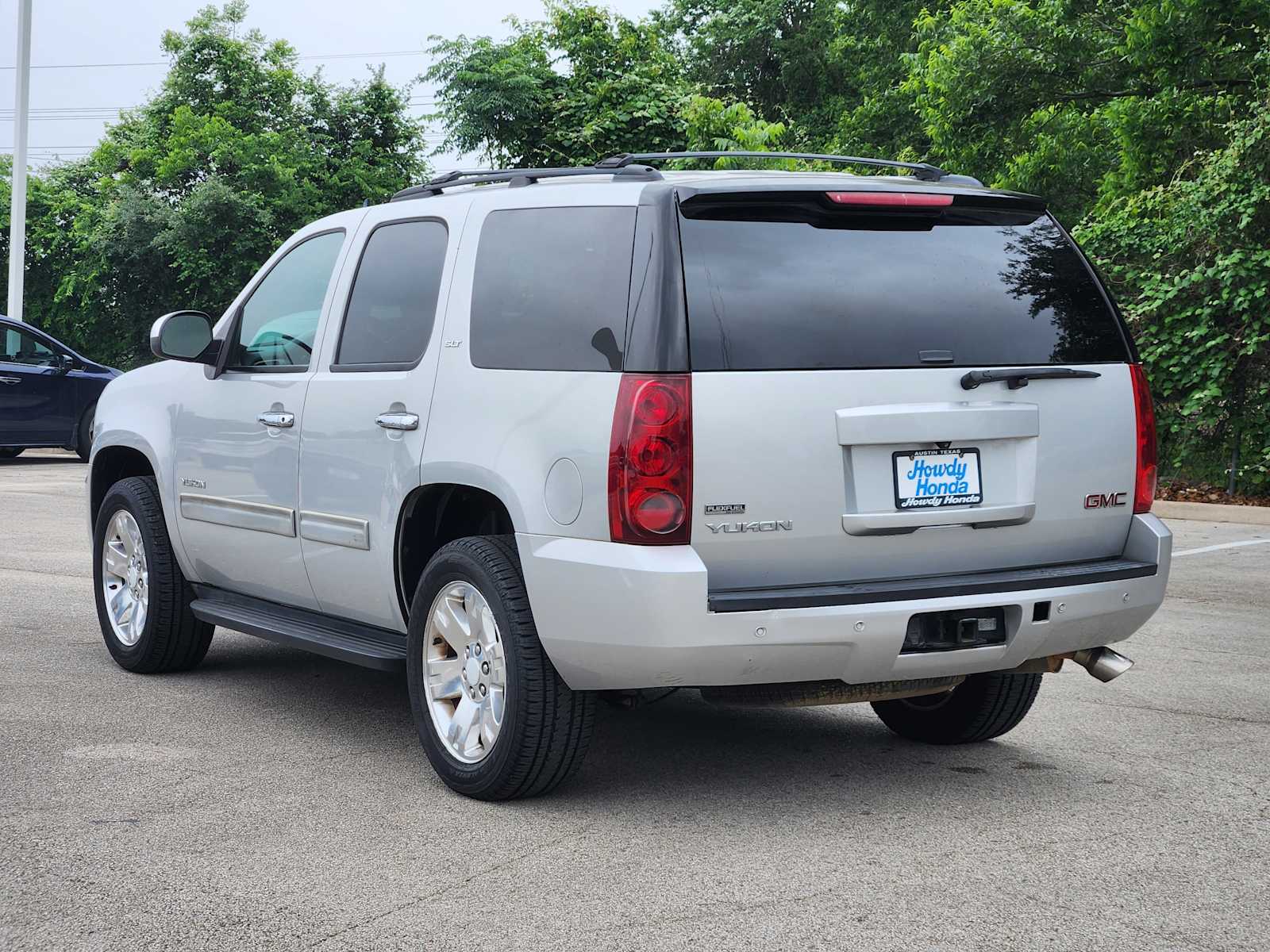 Thumbnail: 2011 GMC Yukon - 5