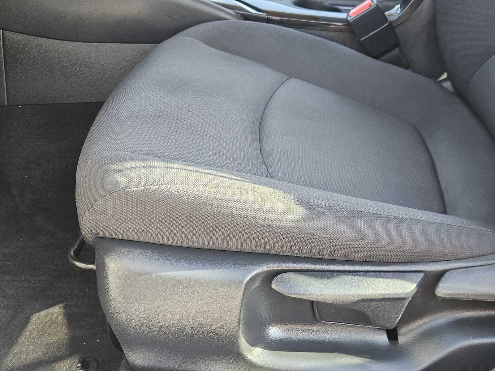 Thumbnail: 2021 Toyota Corolla - 22