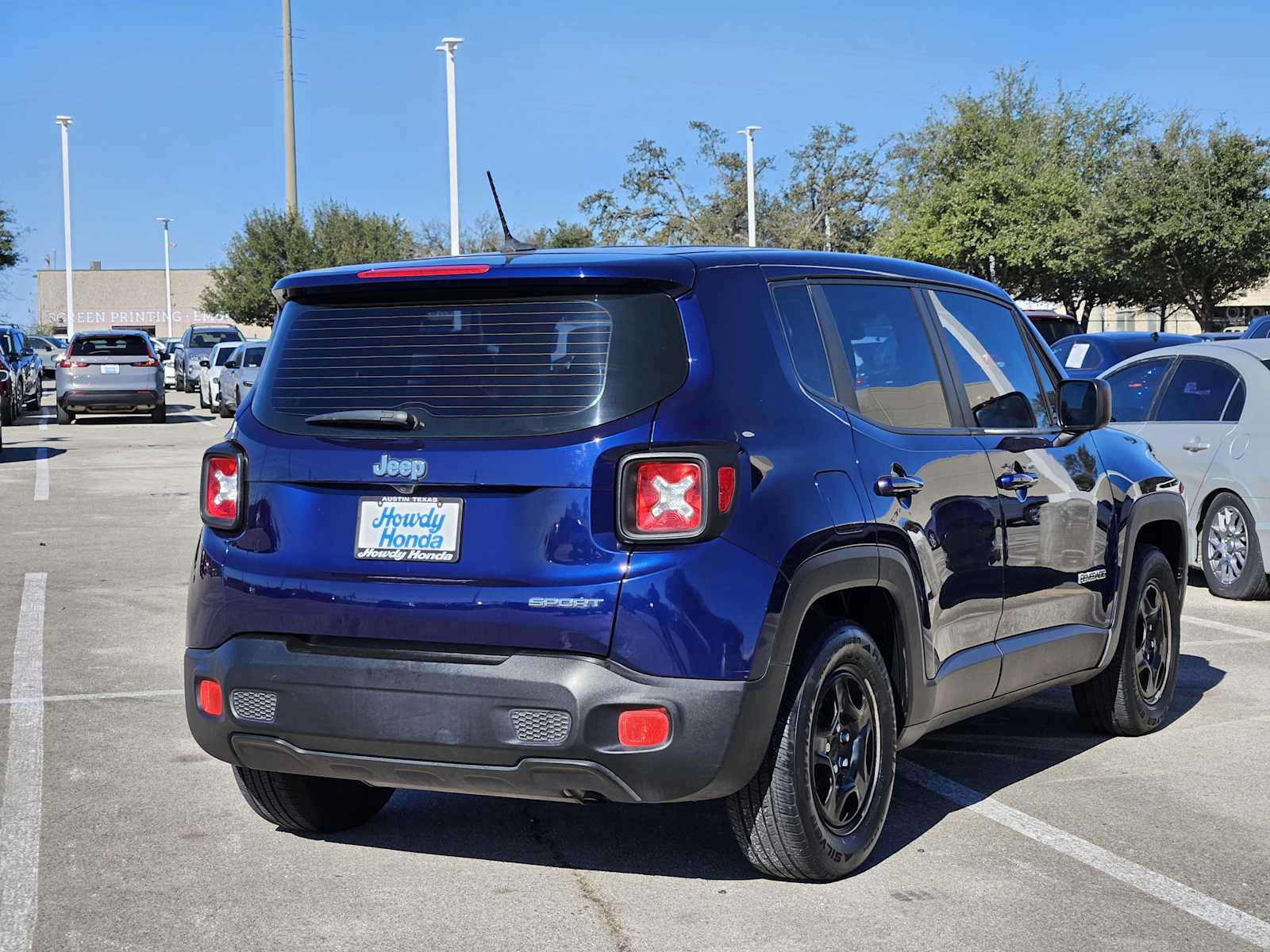 Thumbnail: 2017 Jeep Renegade - 6