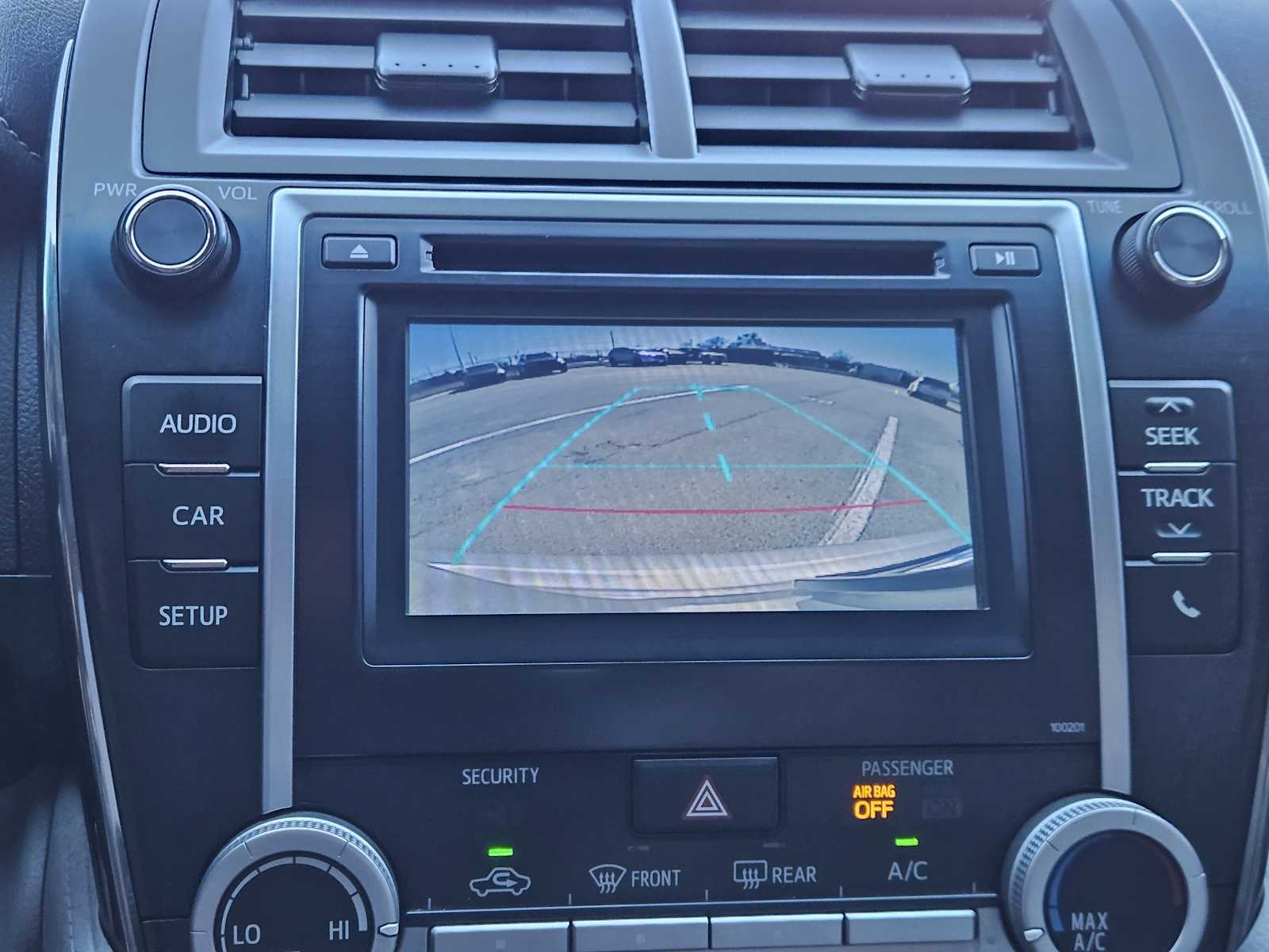 Thumbnail: 2014 Toyota Camry - 18