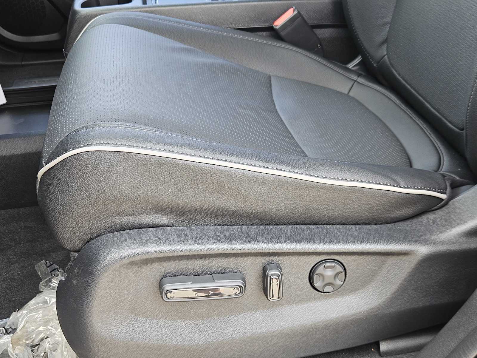 Thumbnail: 2026 Honda Odyssey - 21