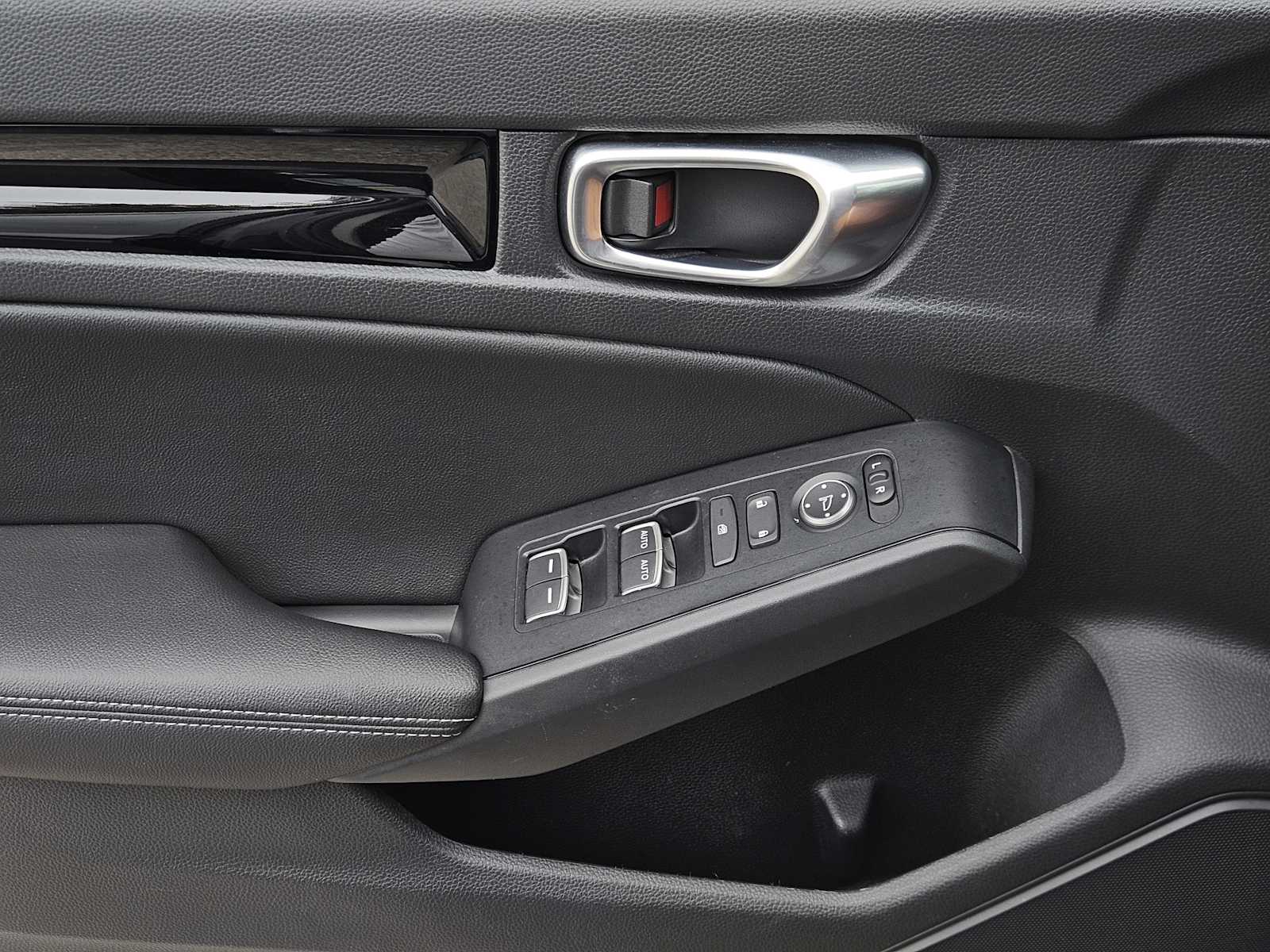 Thumbnail: 2024 Honda Civic - 22