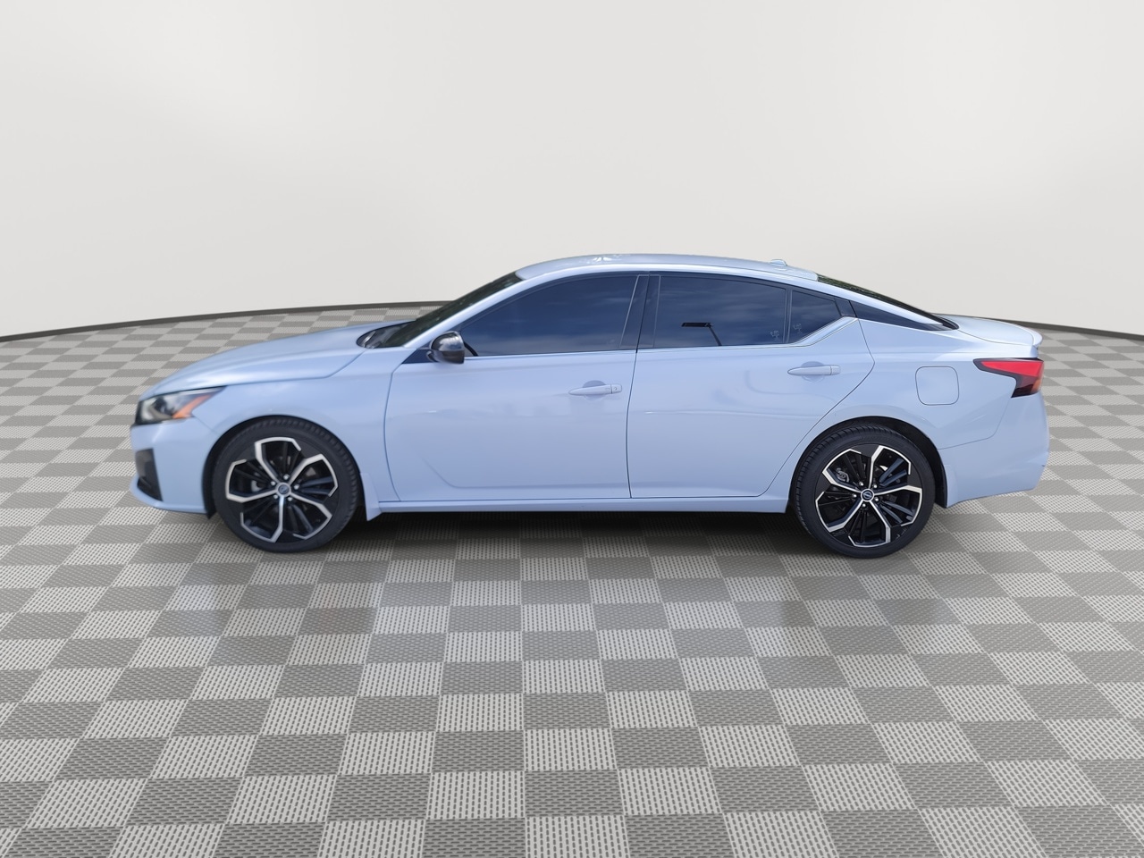 Thumbnail: 2023 Nissan Altima - 5