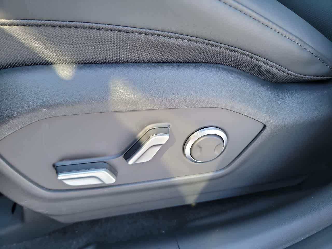 Thumbnail: 2026 Hyundai Santa Fe - 12