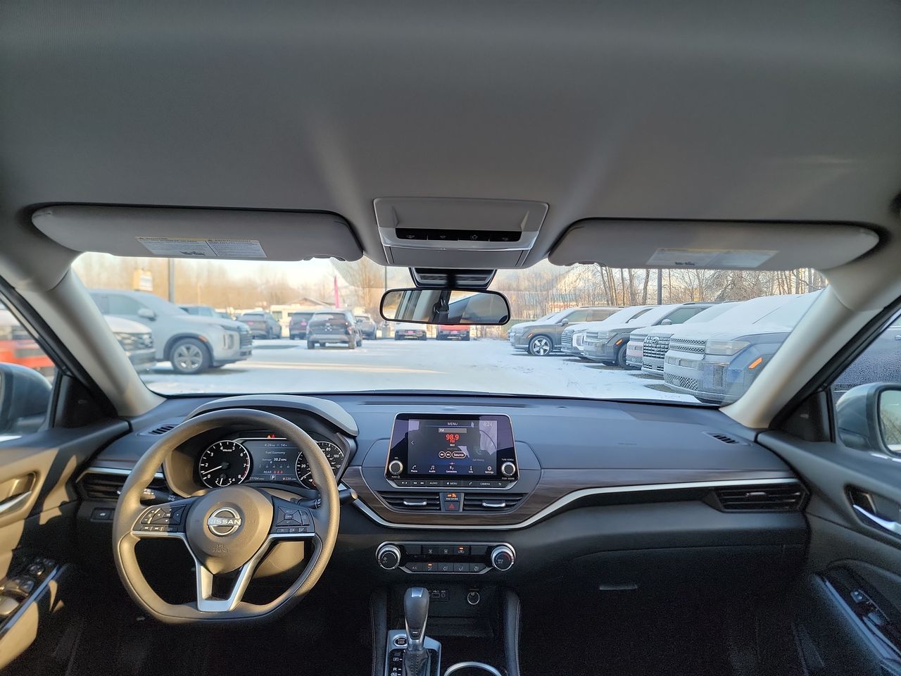 Thumbnail: 2023 Nissan Altima - 25
