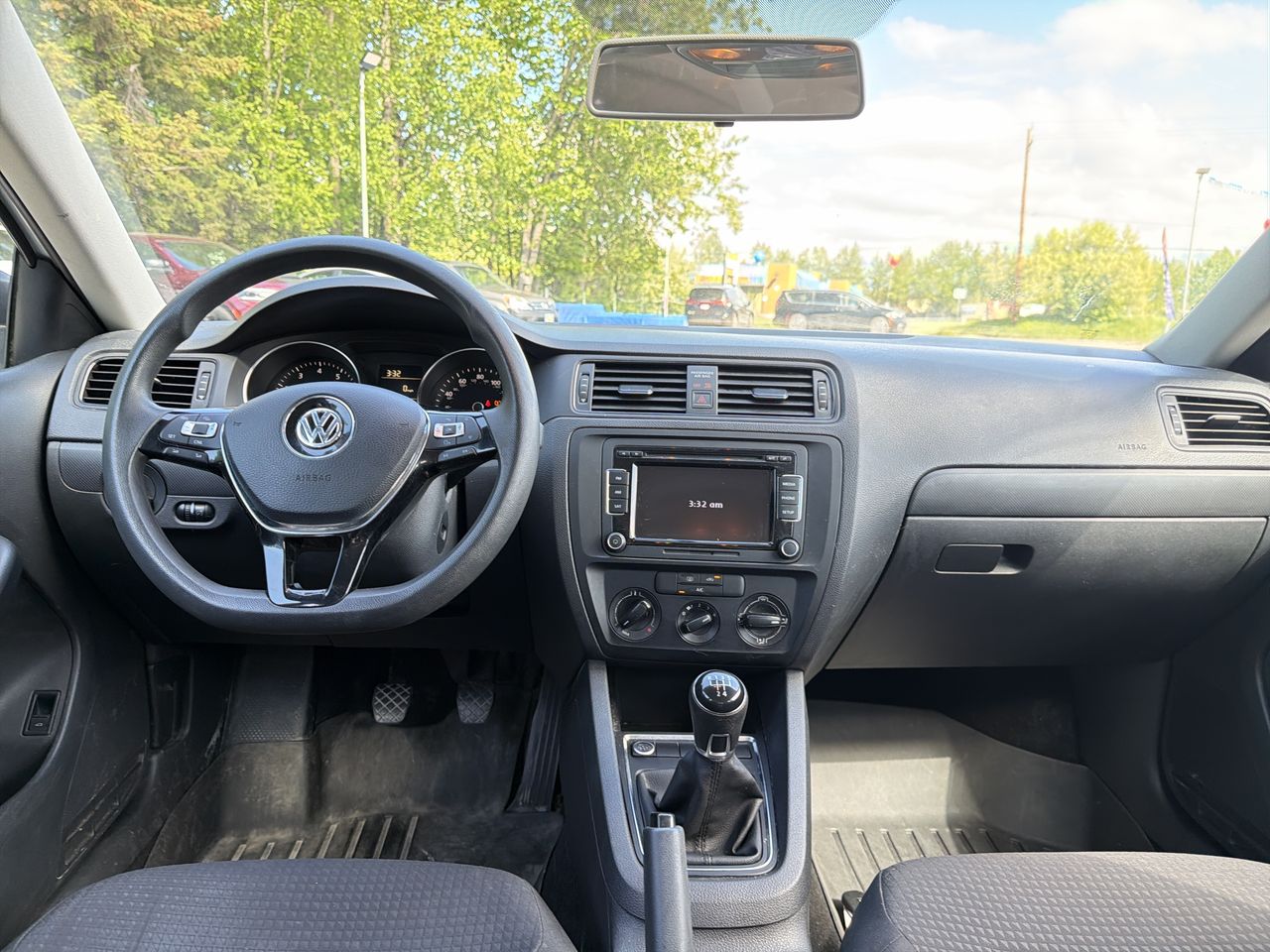 Thumbnail: 2015 Volkswagen Jetta - 22