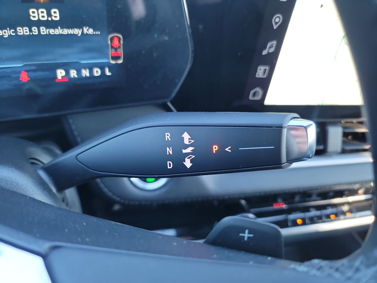 Thumbnail: 2025 Chevrolet Equinox - 18