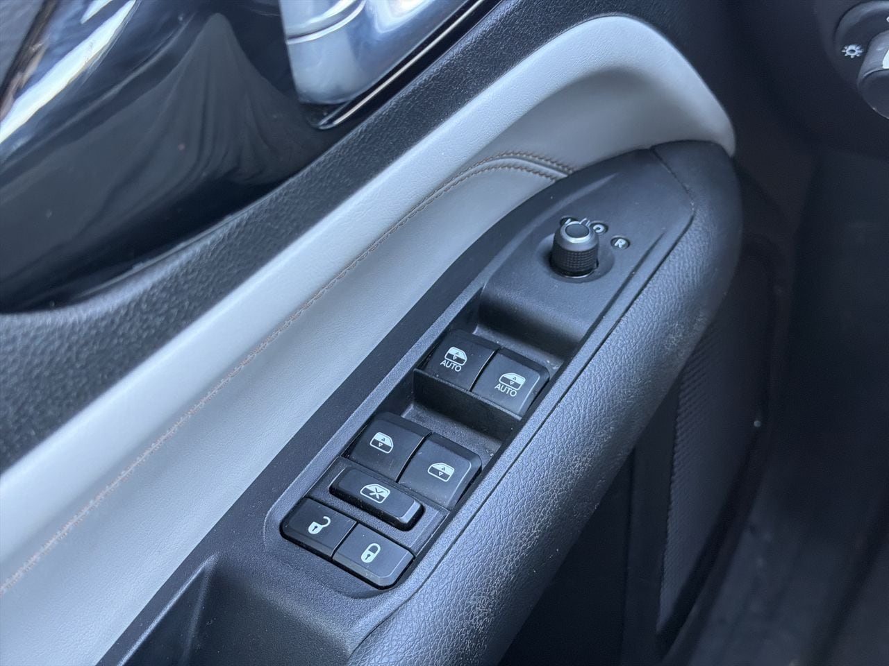 Thumbnail: 2024 Jeep Compass - 11