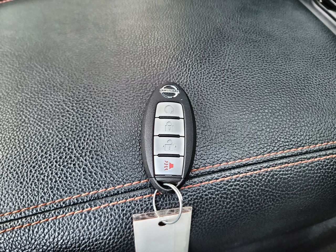 Thumbnail: 2022 Nissan Titan - 24