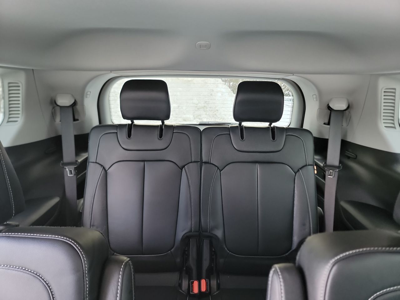 Thumbnail: 2022 Jeep Grand Cherokee - 22