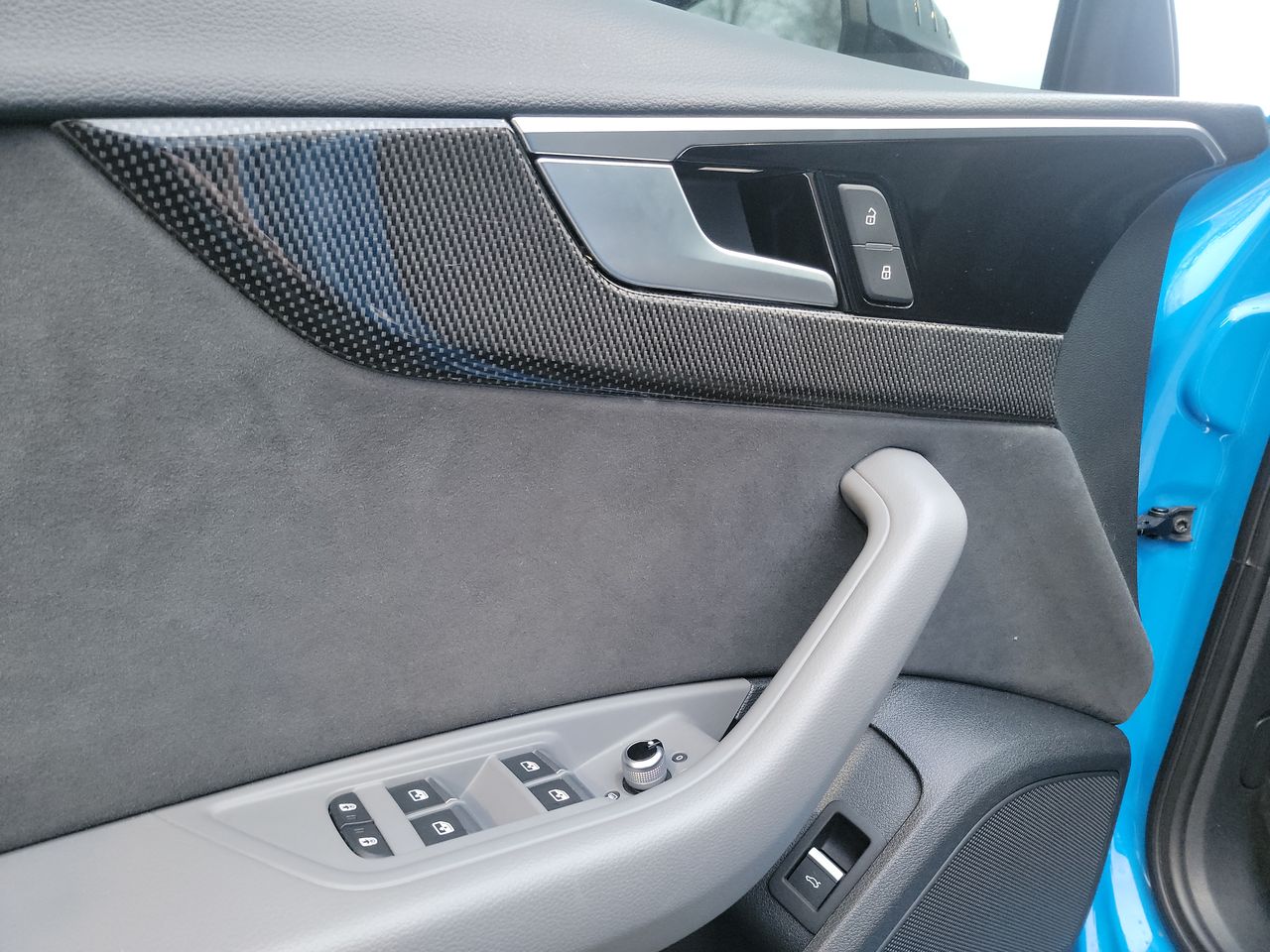 Thumbnail: 2022 Audi S4 - 11