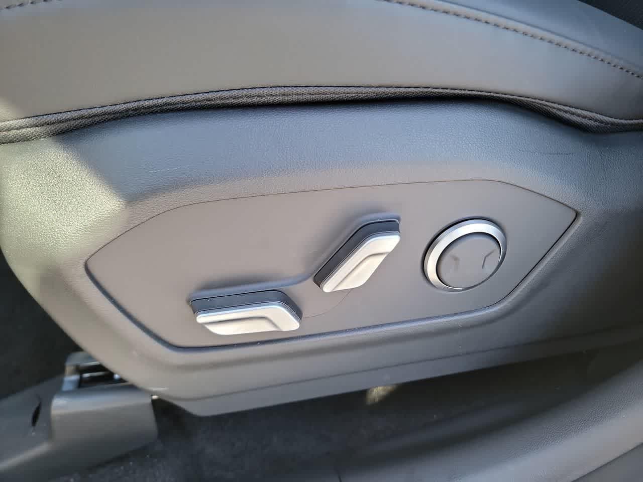 Thumbnail: 2026 Hyundai Santa Fe - 12