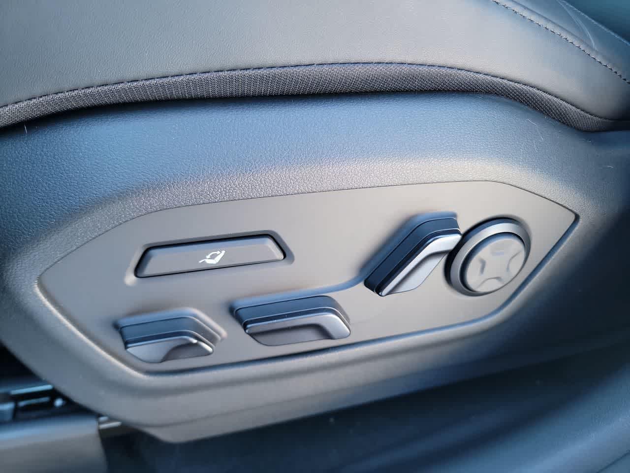 Thumbnail: 2026 Hyundai Santa Fe - 12