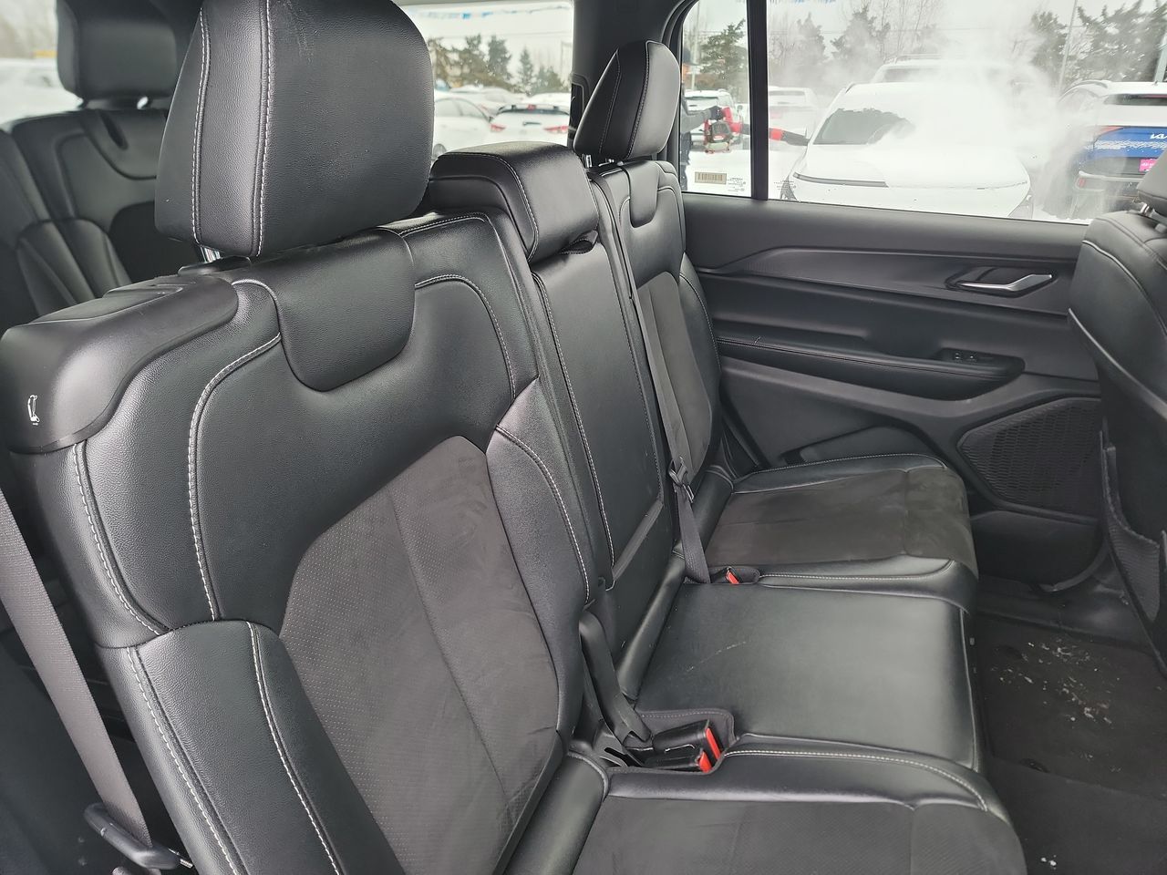 Thumbnail: 2024 Jeep Grand Cherokee L - 20