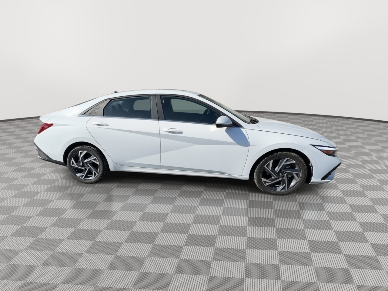 Thumbnail: 2024 Hyundai Elantra - 9
