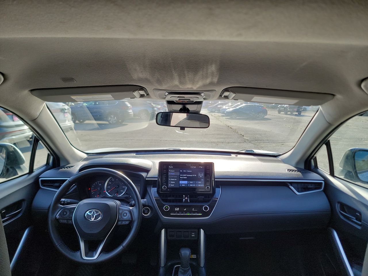 Thumbnail: 2022 Toyota Corolla Cross - 25