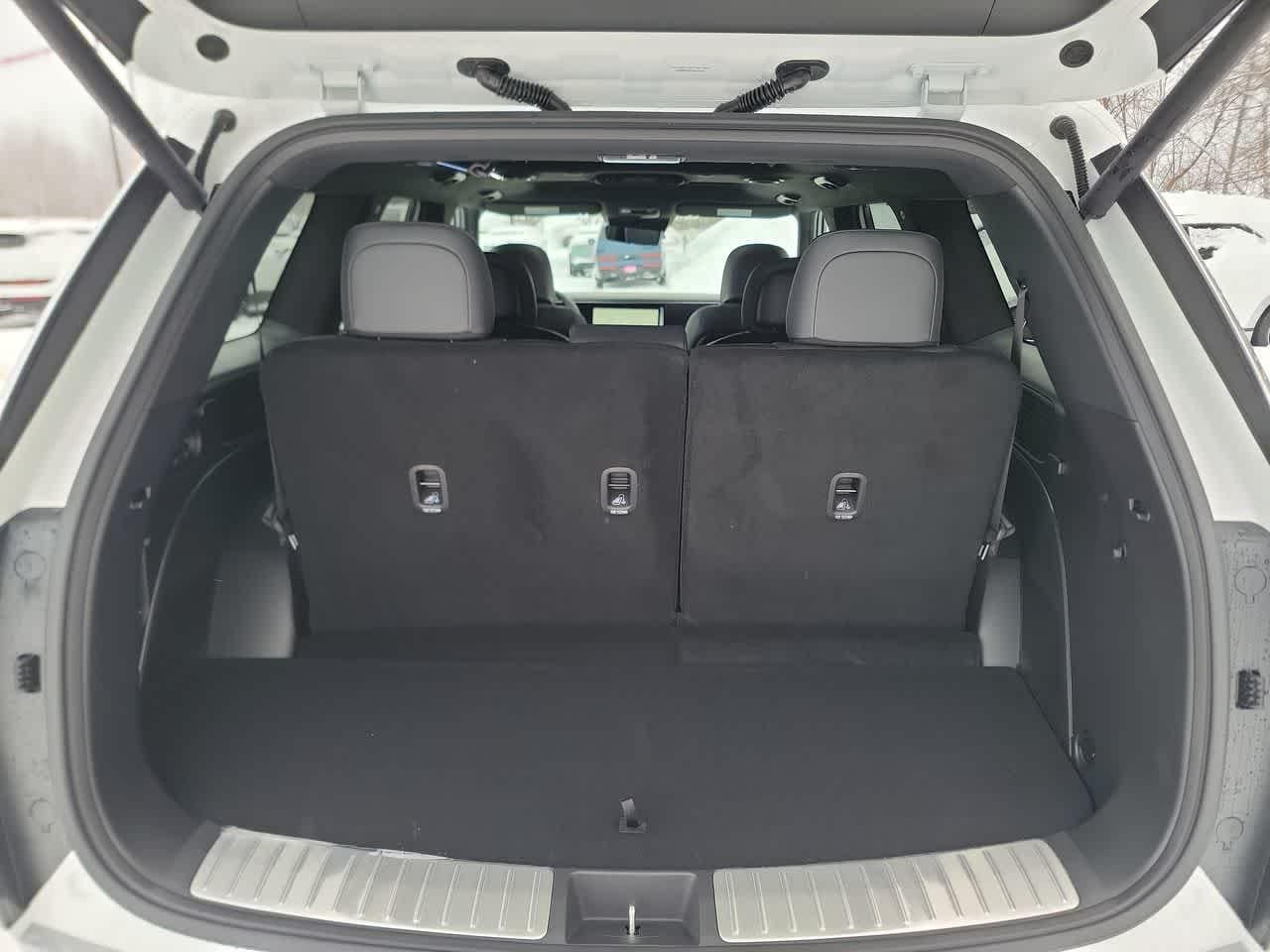 Thumbnail: 2026 Hyundai Palisade - 25