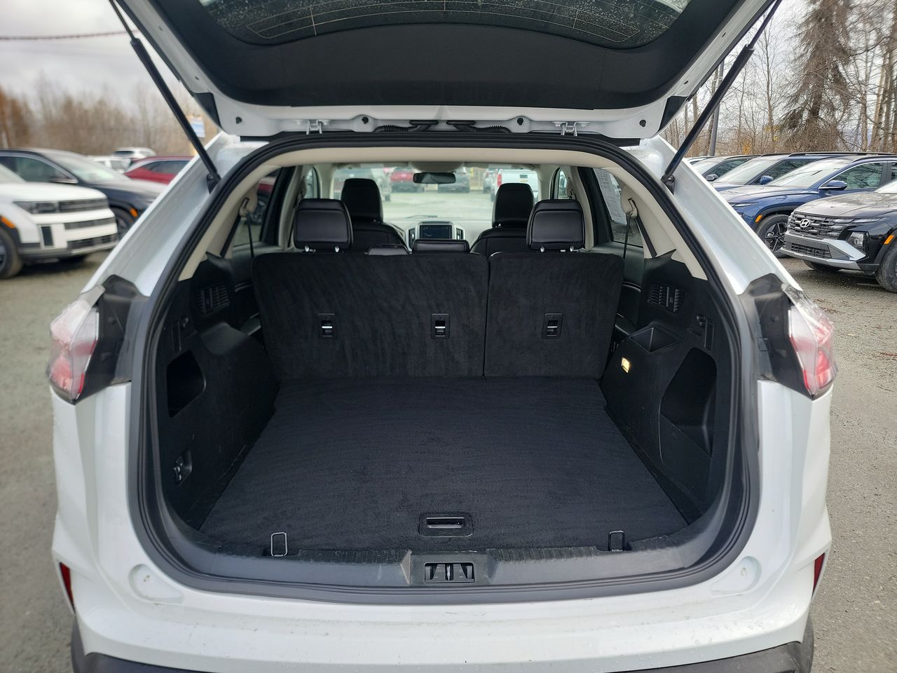 2024 Ford Edge SEL 23