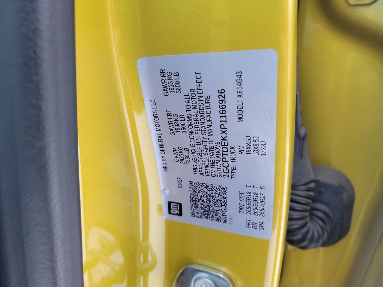 Thumbnail: 2023 Chevrolet Colorado - 21