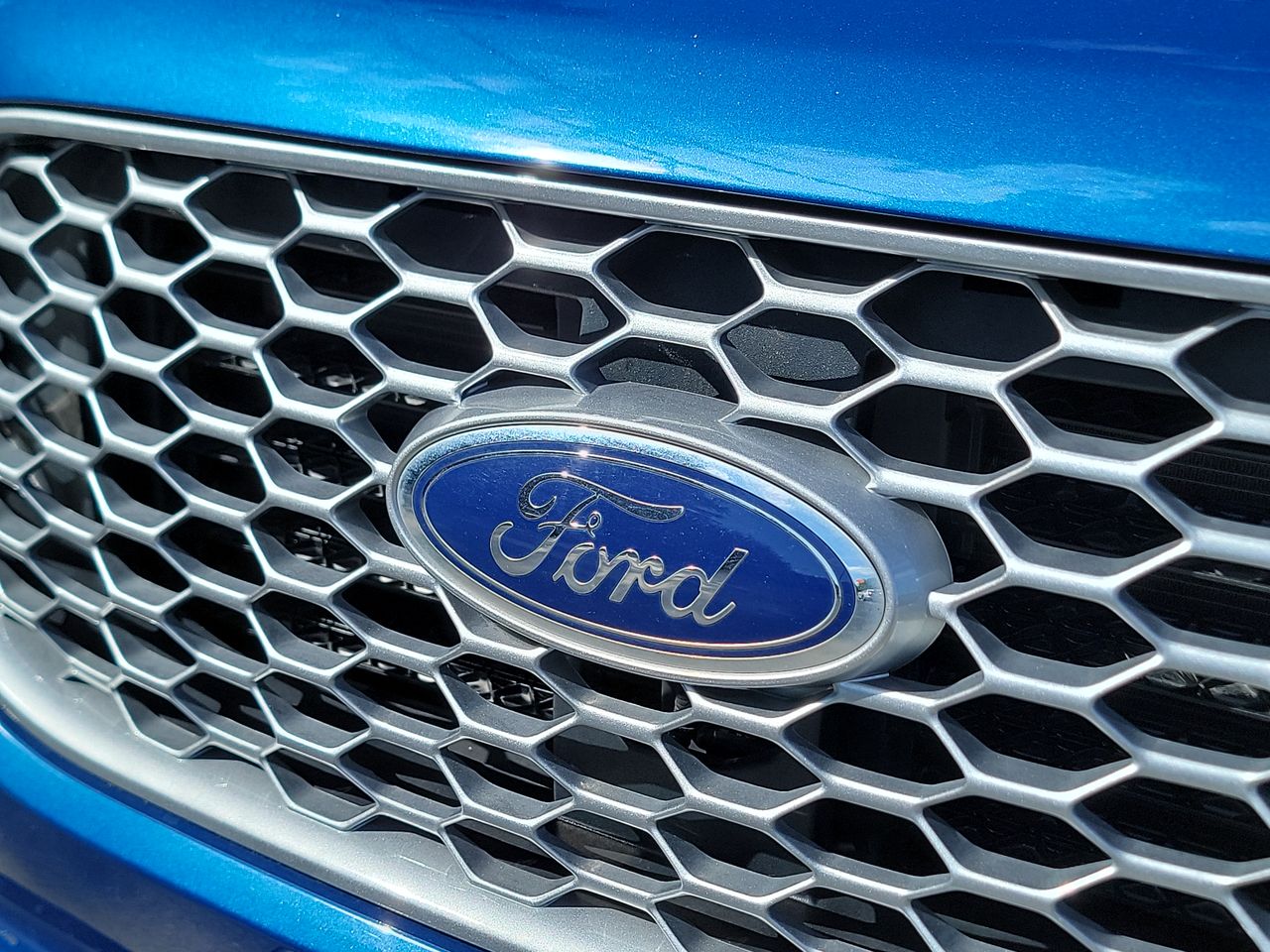 Thumbnail: 2023 Ford Edge - 25