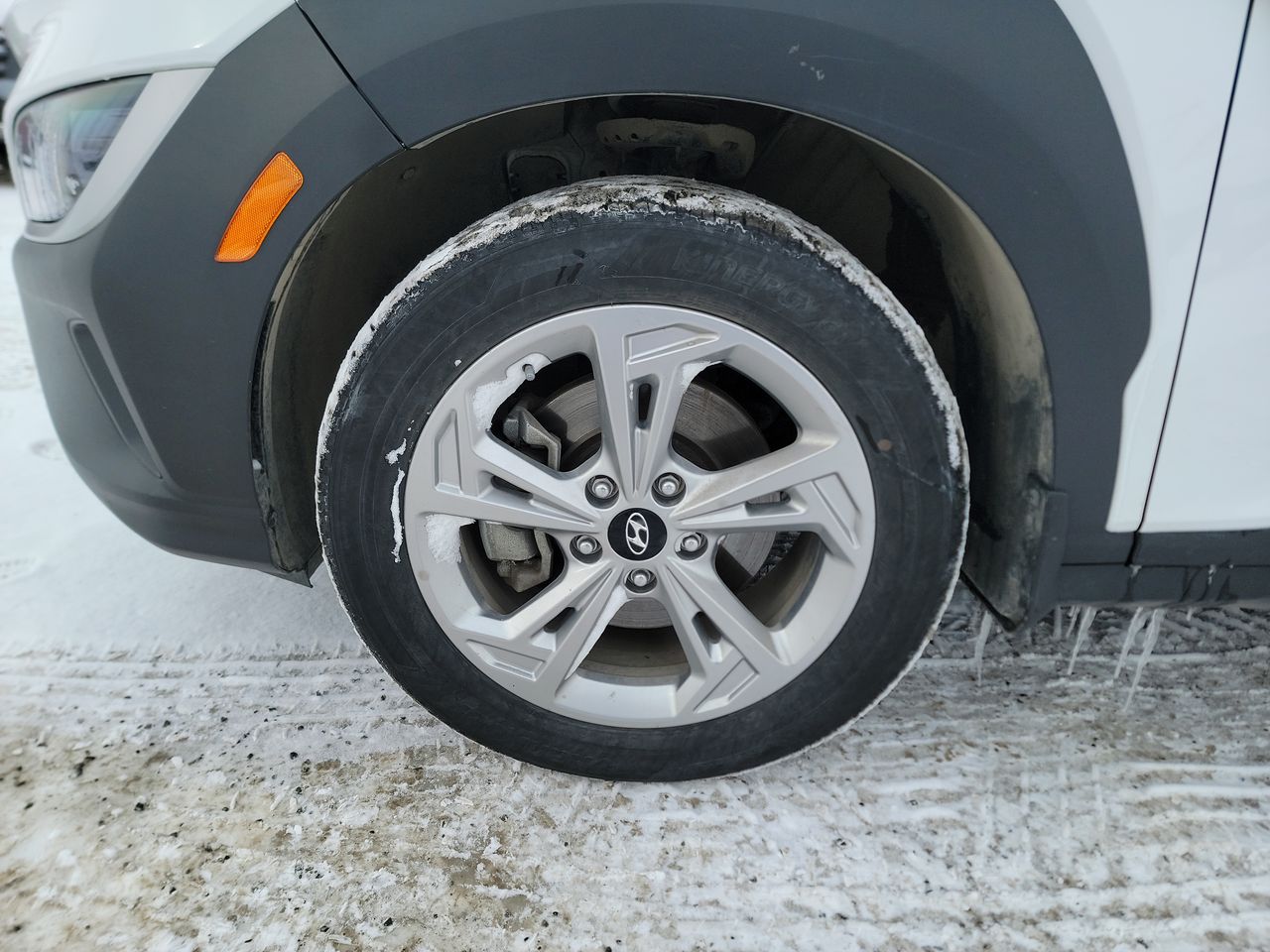 Thumbnail: 2023 Hyundai Kona - 10