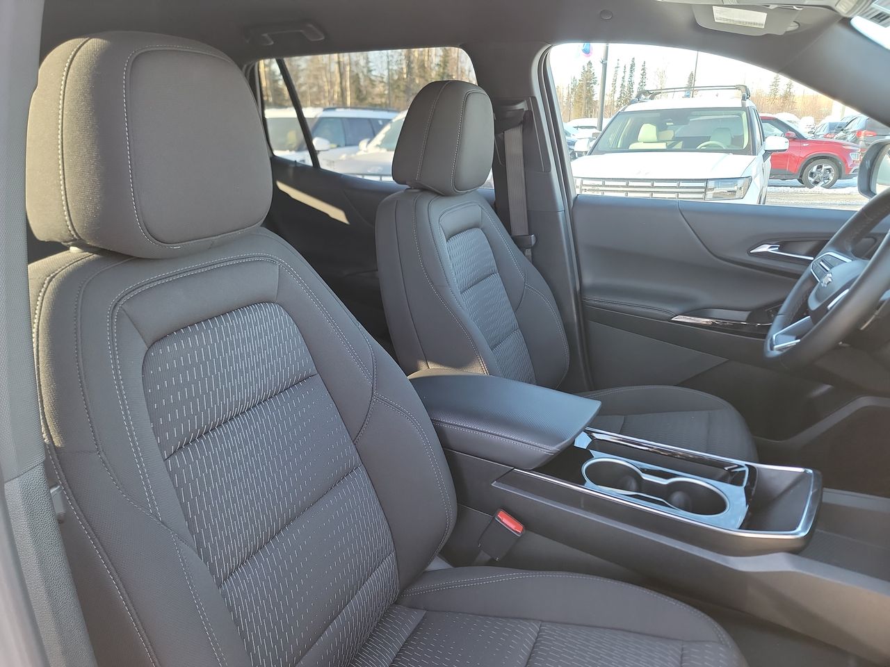 Thumbnail: 2025 Chevrolet Equinox - 20