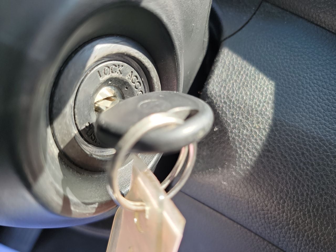 Thumbnail: 2016 Hyundai Elantra - 23