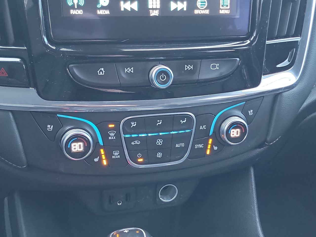 Thumbnail: 2018 Chevrolet Traverse - 18