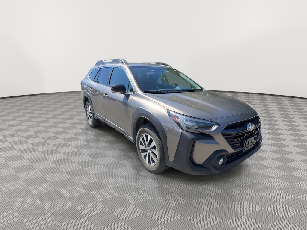 Used 2023 Subaru Outback Premium SUV
