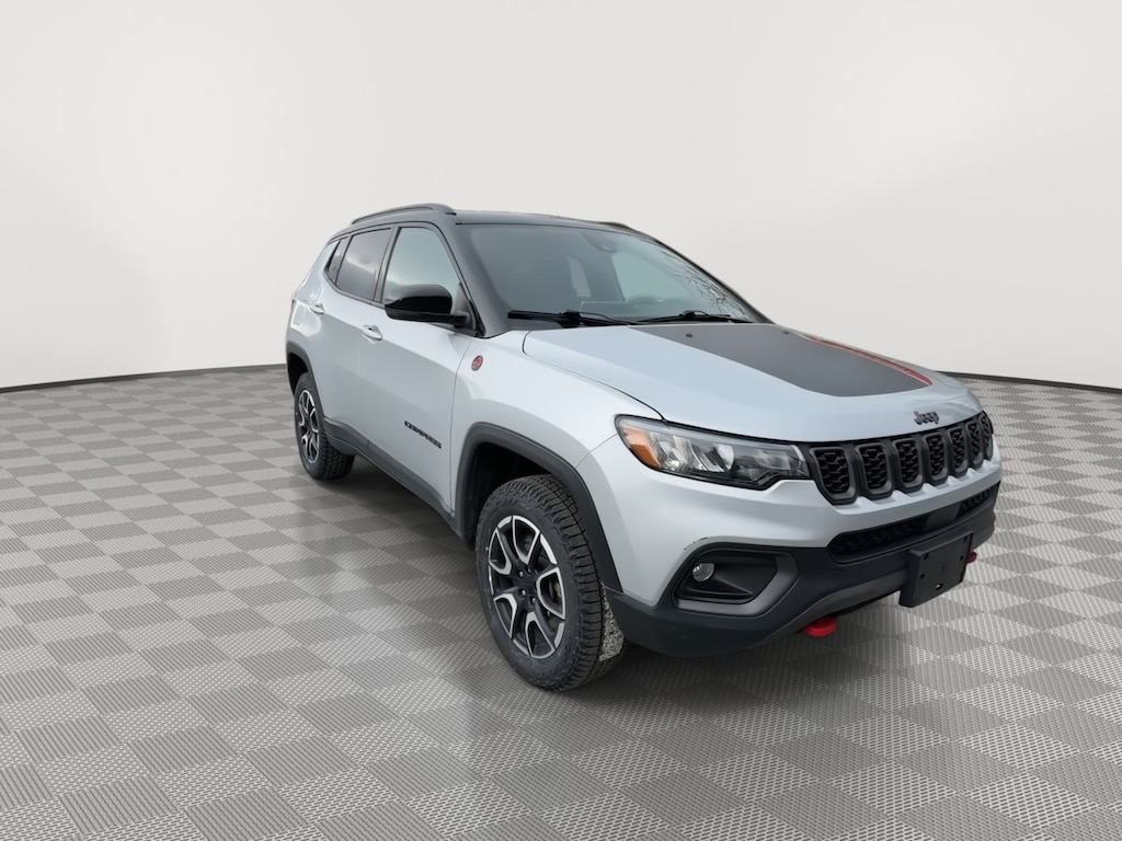 Used 2024 Jeep Compass Trailhawk SUV