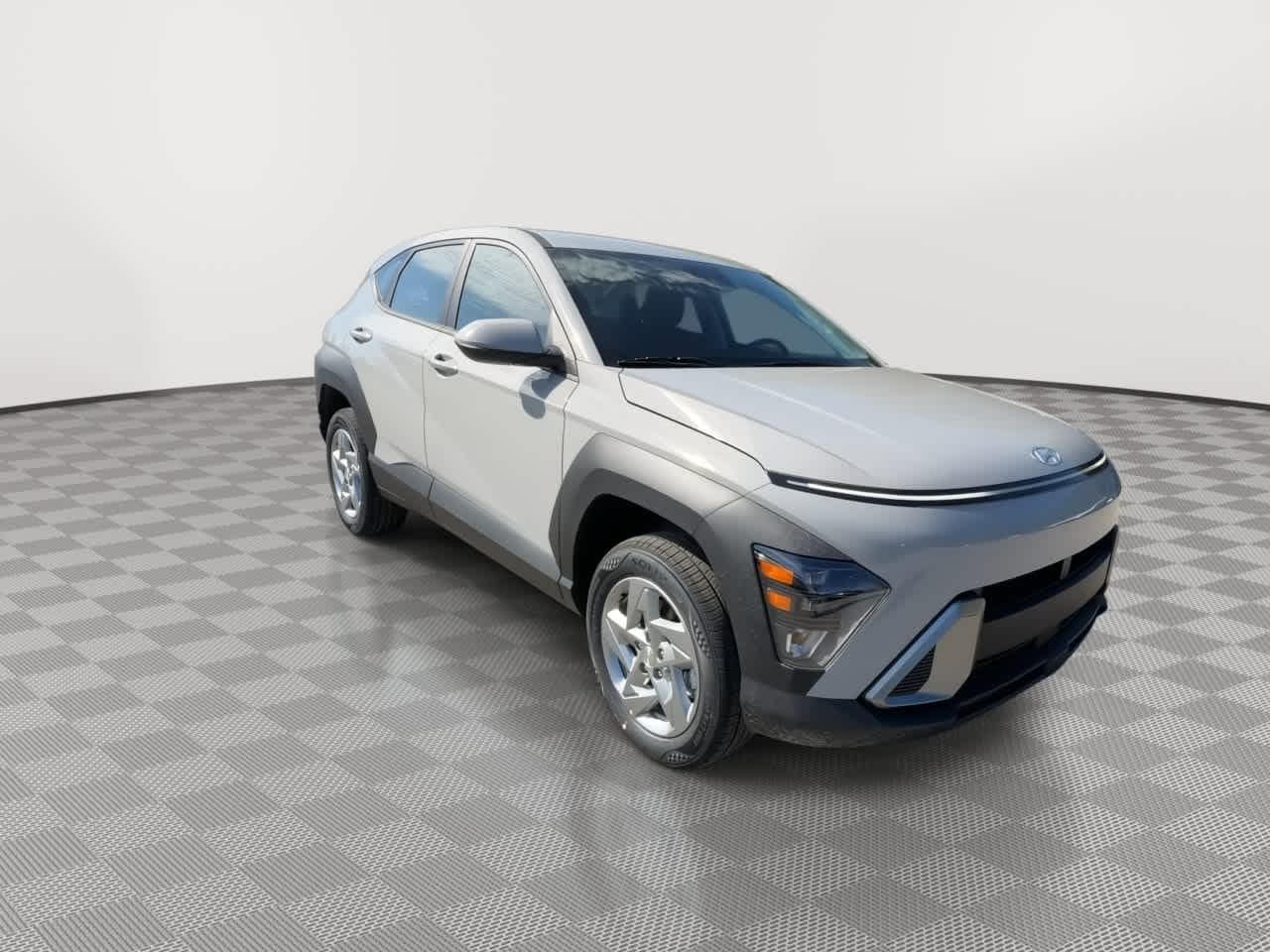 2027 Hyundai Kona Essential - Photo 2