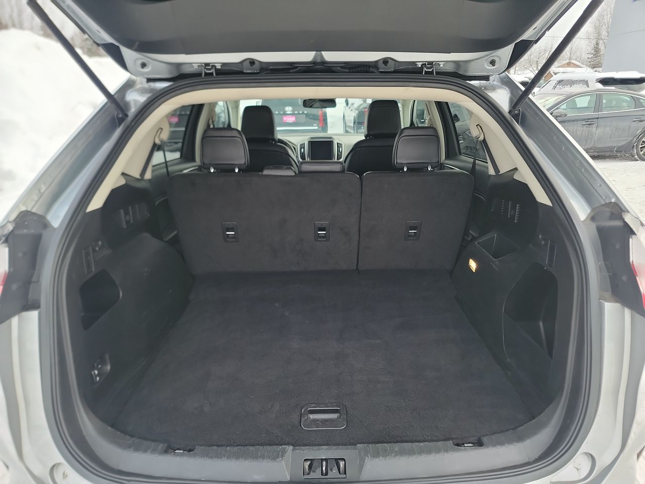 Thumbnail: 2024 Ford Edge - 22