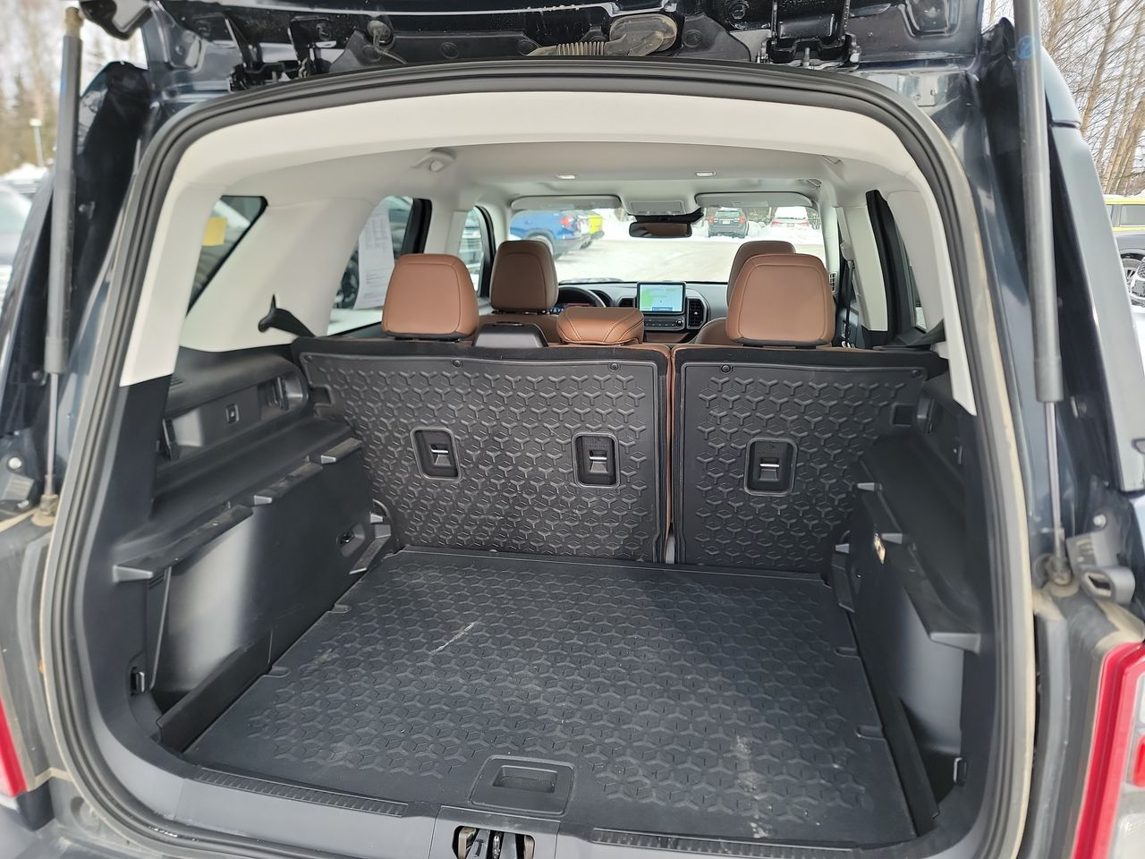 Thumbnail: 2023 Ford Bronco Sport - 23