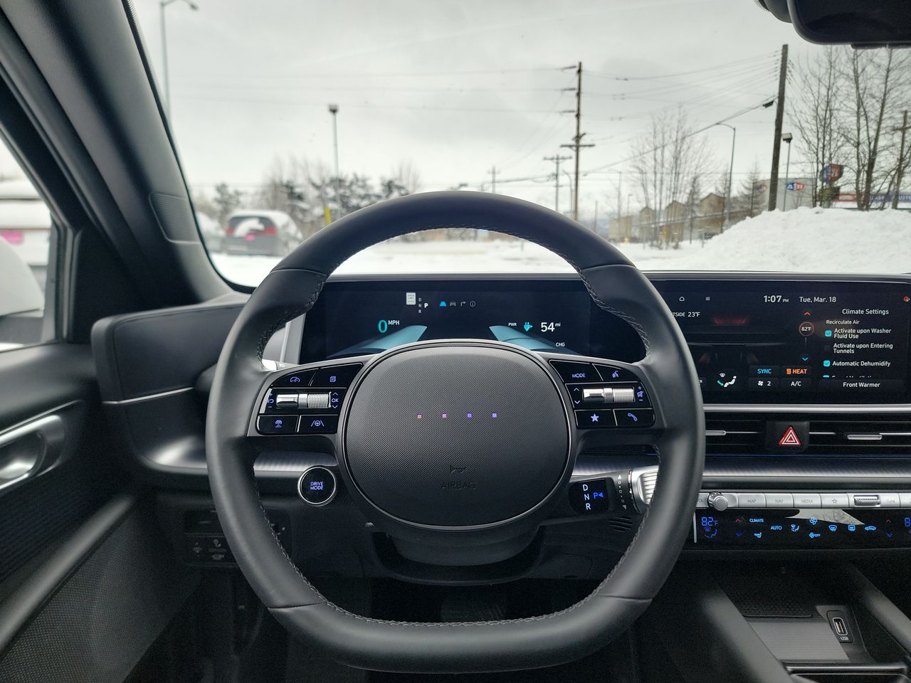 Thumbnail: 2023 Hyundai Ioniq 6 - 14