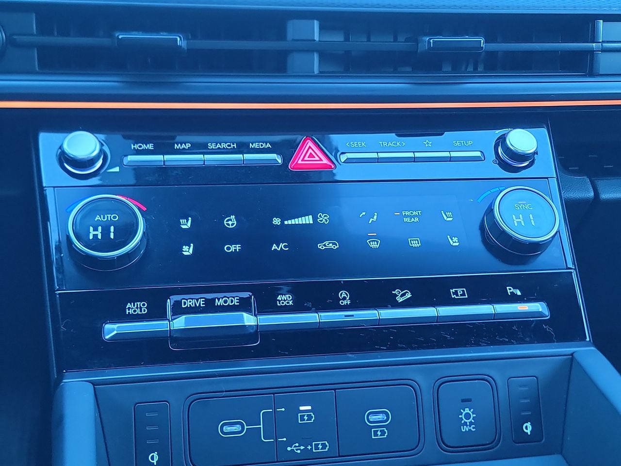 Thumbnail: 2024 Hyundai Santa Fe - 19