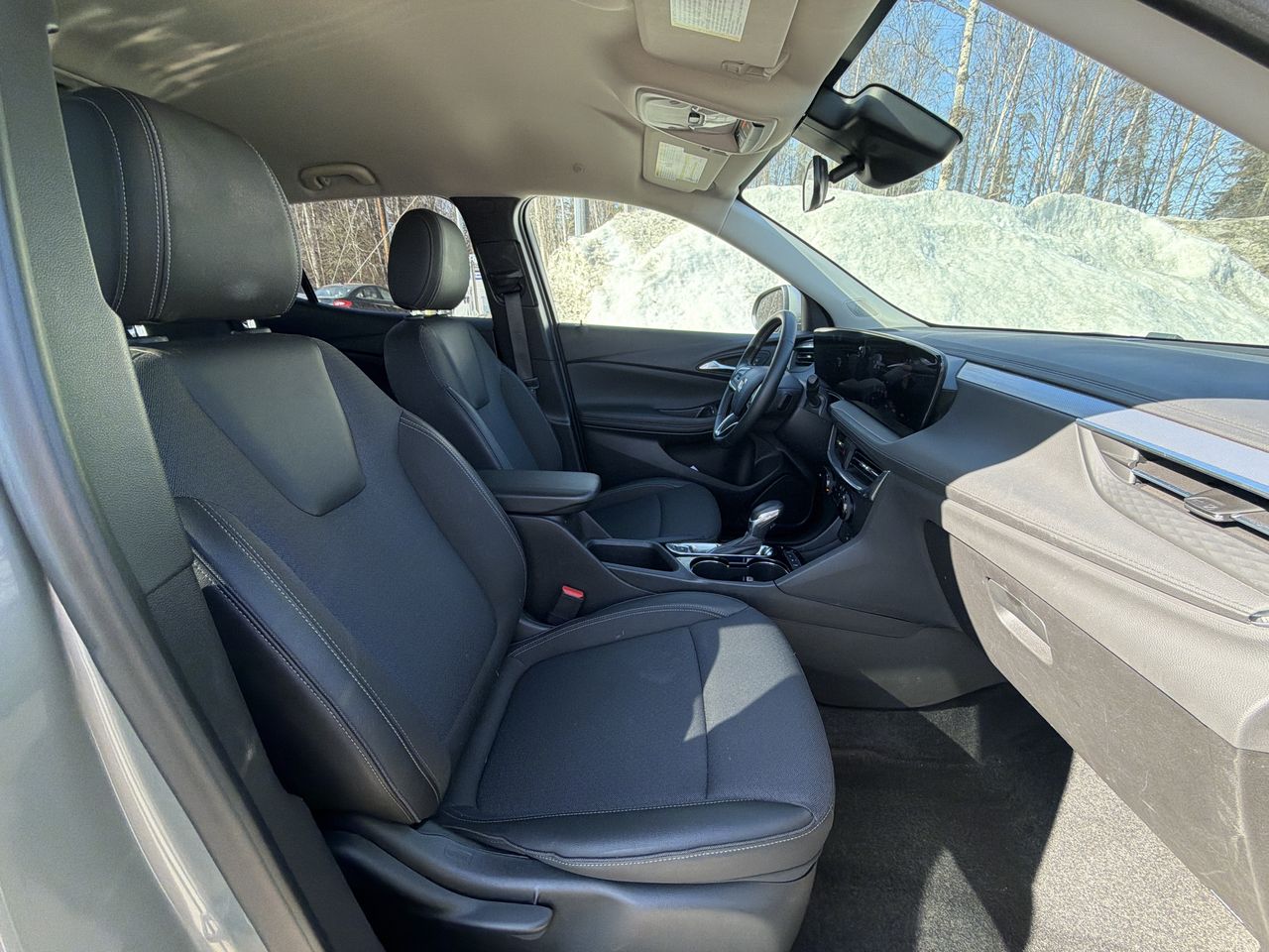 Thumbnail: 2025 Buick Encore GX - 19