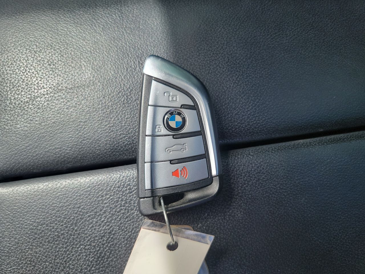 Thumbnail: 2020 BMW X5 - 26