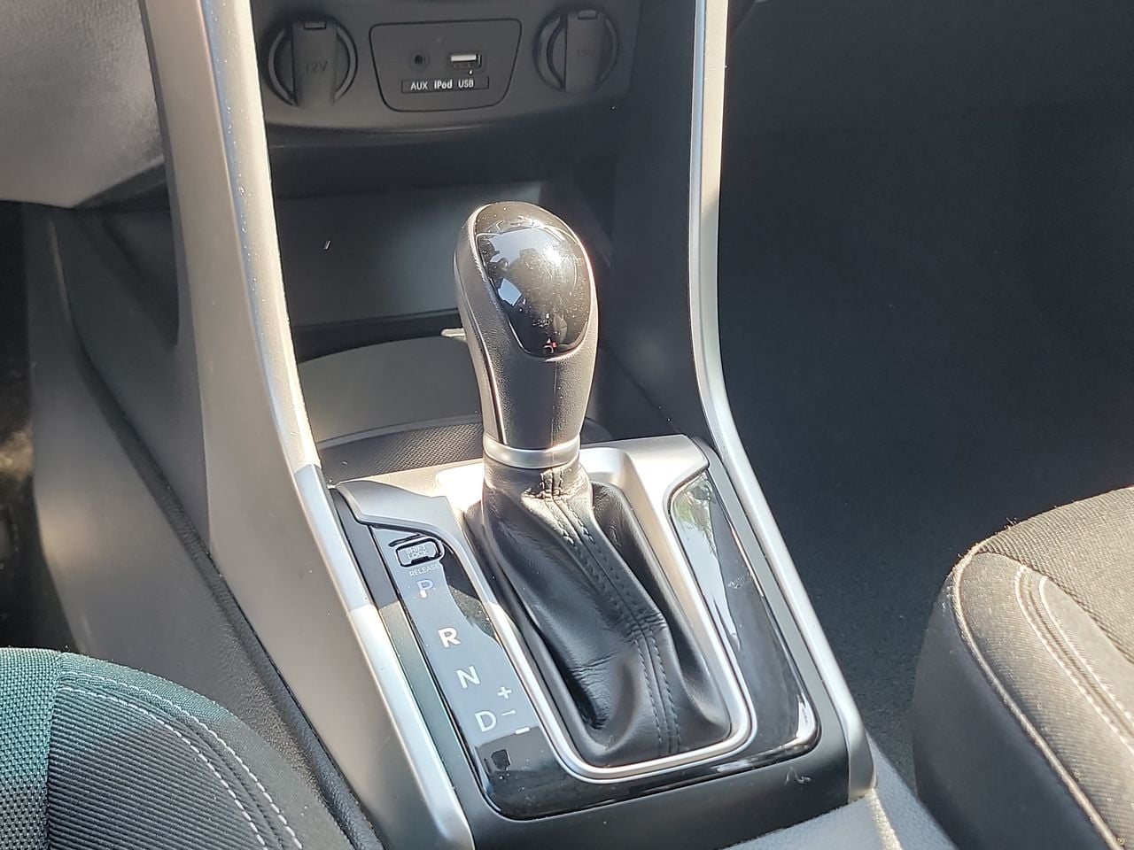 Thumbnail: 2016 Hyundai Elantra - 17