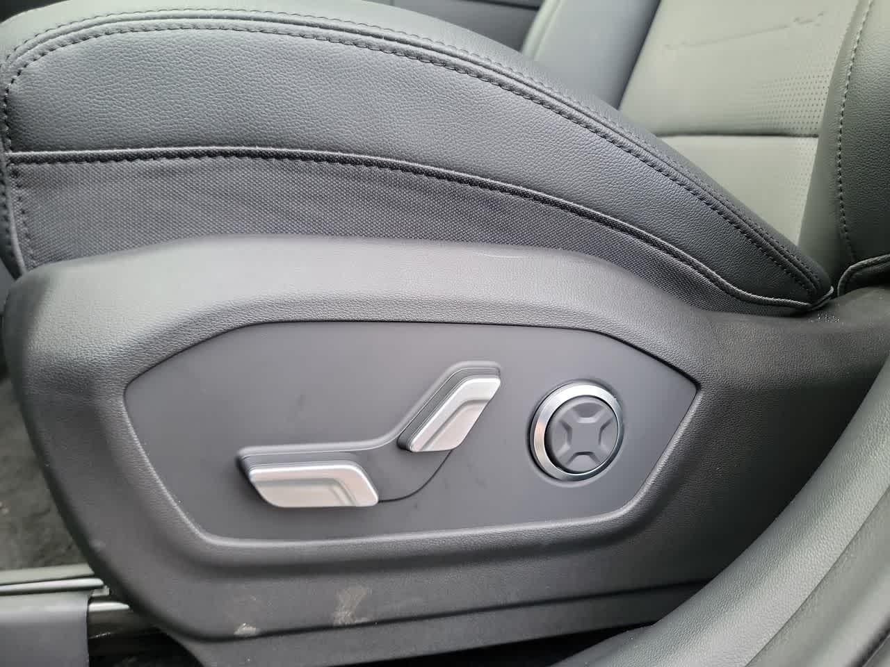 Thumbnail: 2026 Hyundai Santa Fe - 12