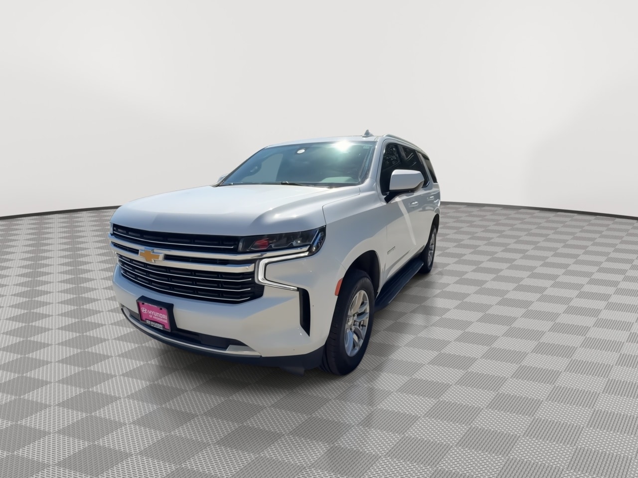 Thumbnail: 2021 Chevrolet Tahoe - 3