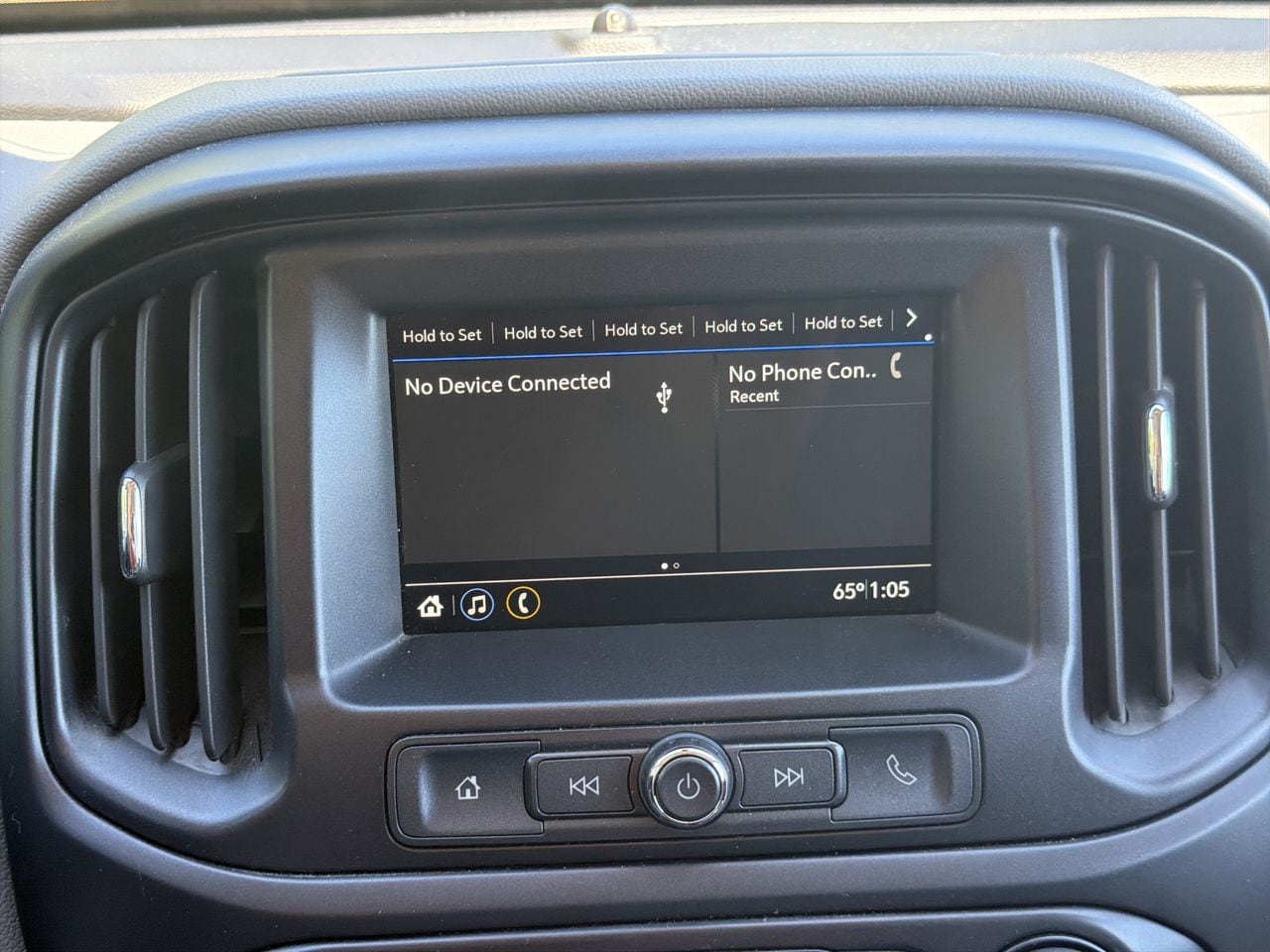 Thumbnail: 2019 Chevrolet Colorado - 16