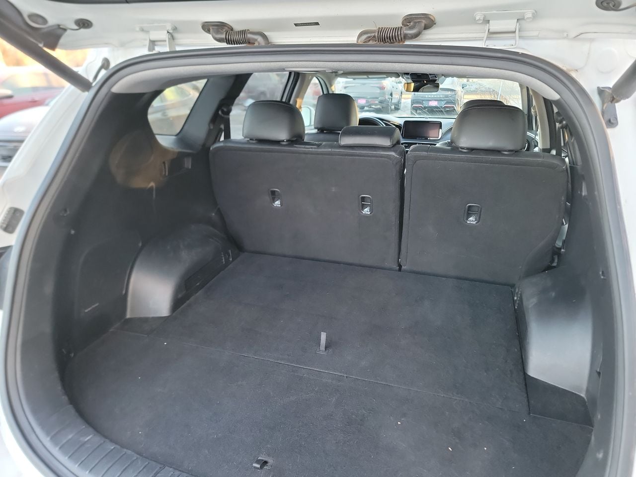 Thumbnail: 2023 Hyundai Santa Fe - 23