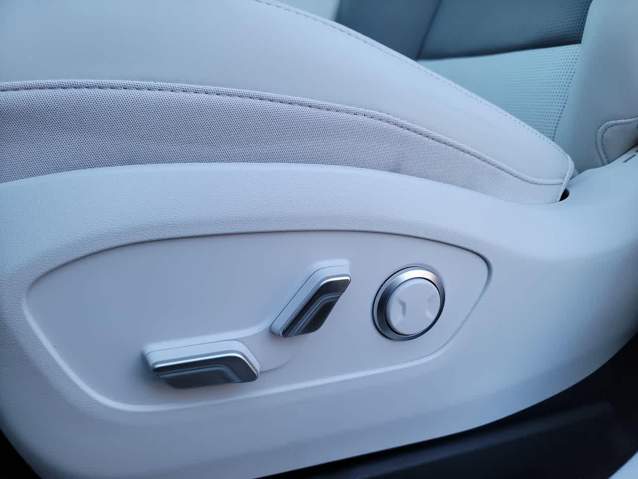 Thumbnail: 2026 Hyundai Ioniq - 12