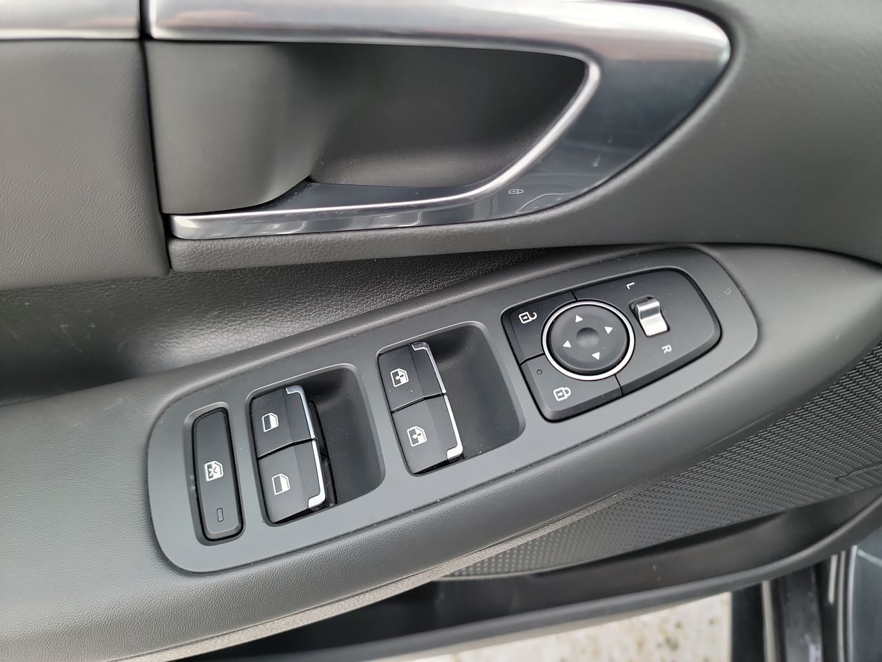 Thumbnail: 2022 Hyundai Sonata - 11