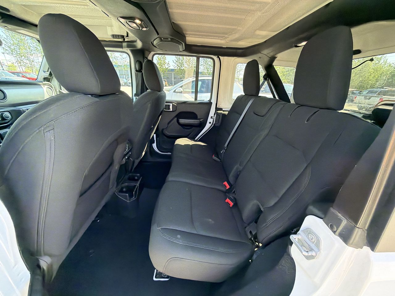 Thumbnail: 2020 Jeep Wrangler - 20